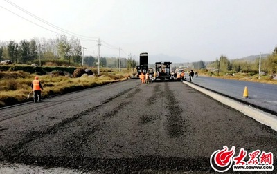 日照交通發(fā)展集團(tuán)建設(shè)公司鋼渣基層試驗段順利實施，以創(chuàng)新驅(qū)動工程管理升級